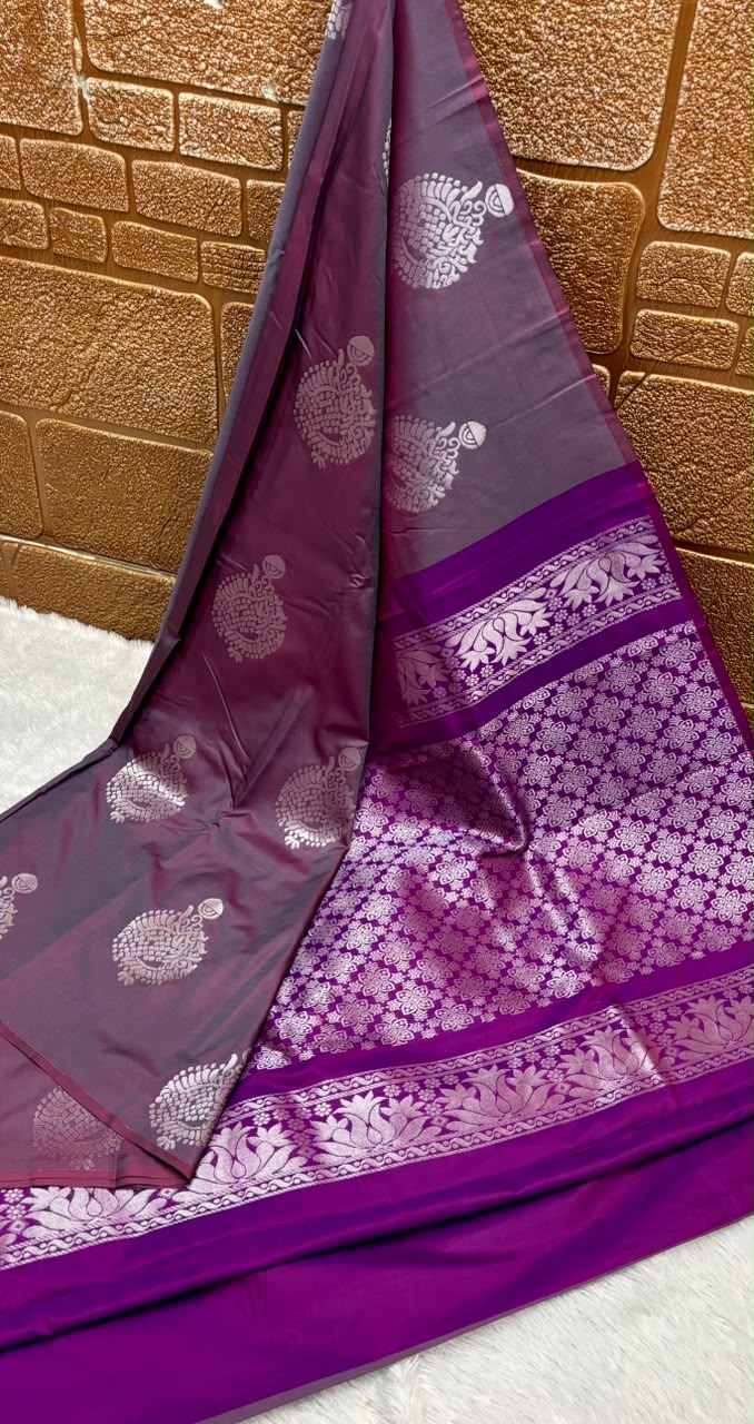 Grand Zari Pallu Soft Silk Saree